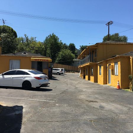 Universal Inn Los Angeles Exterior photo