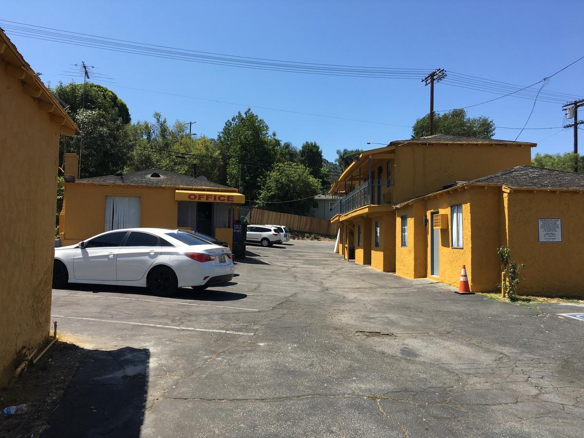 Universal Inn Los Angeles Exterior photo