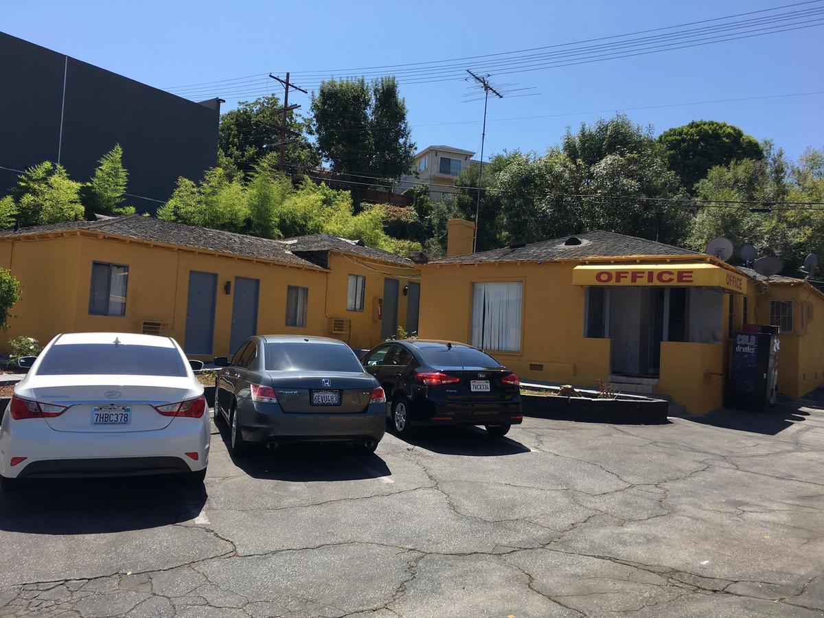 Universal Inn Los Angeles Exterior photo